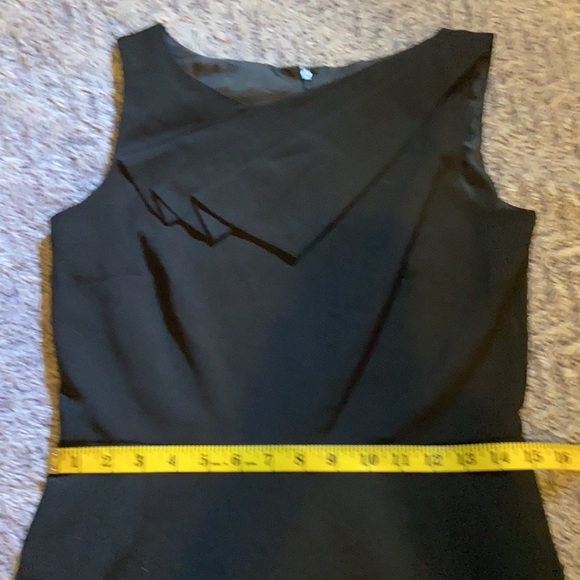 Black formal dress size 6 - Picture 5 of 16
